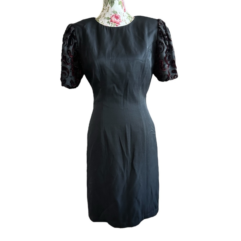 Vintage formal black dress puffy sleeves burgundy